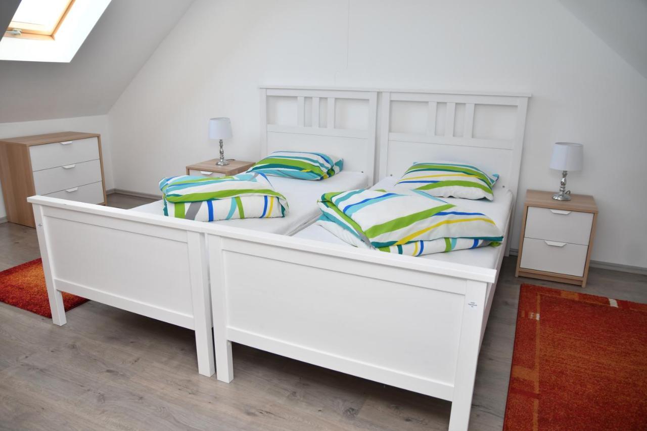 Foeveny Apartmanok Balatonfůzfő Екстериор снимка